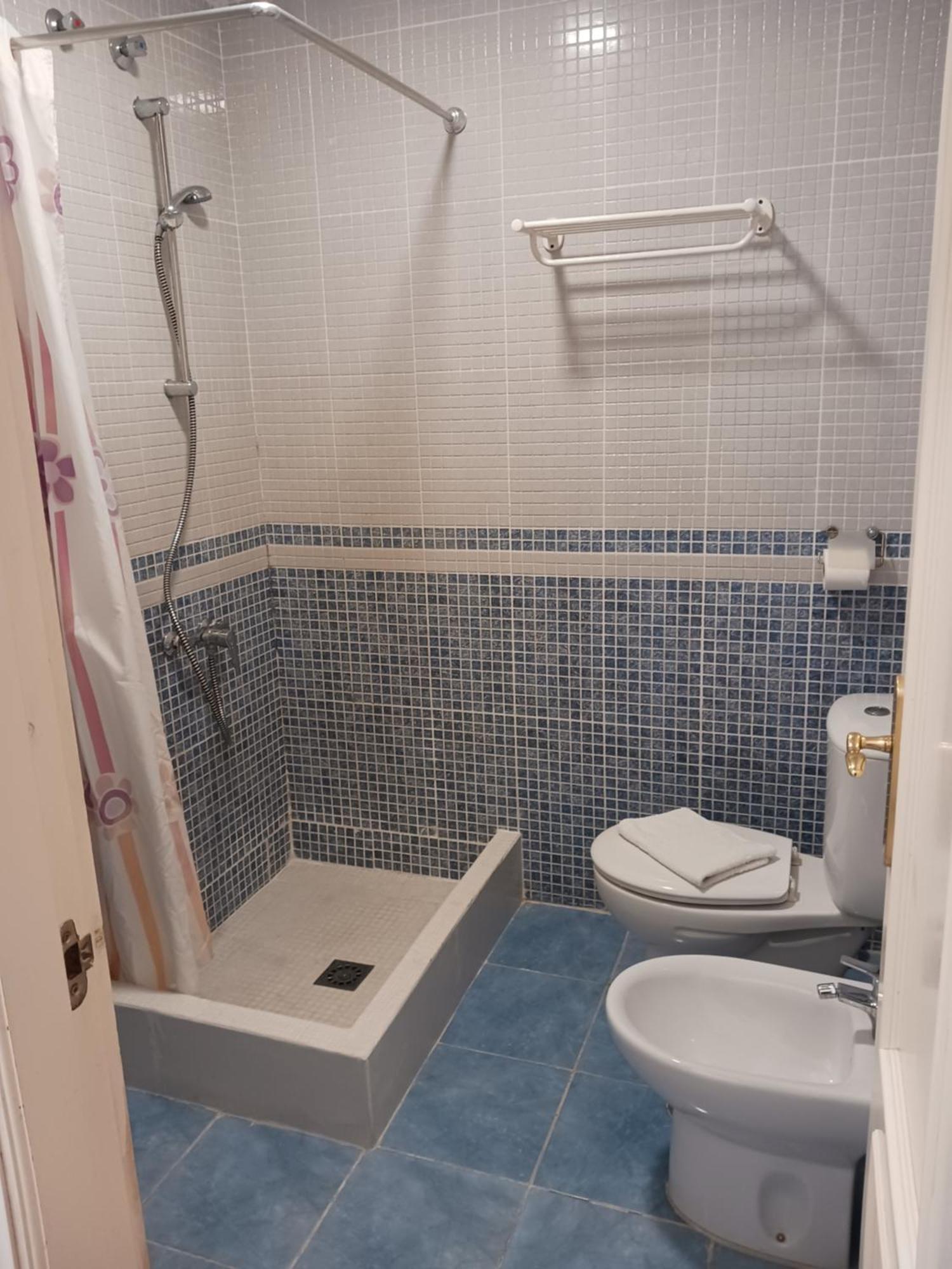 Hotel Manantiales Torremolinos Luaran gambar