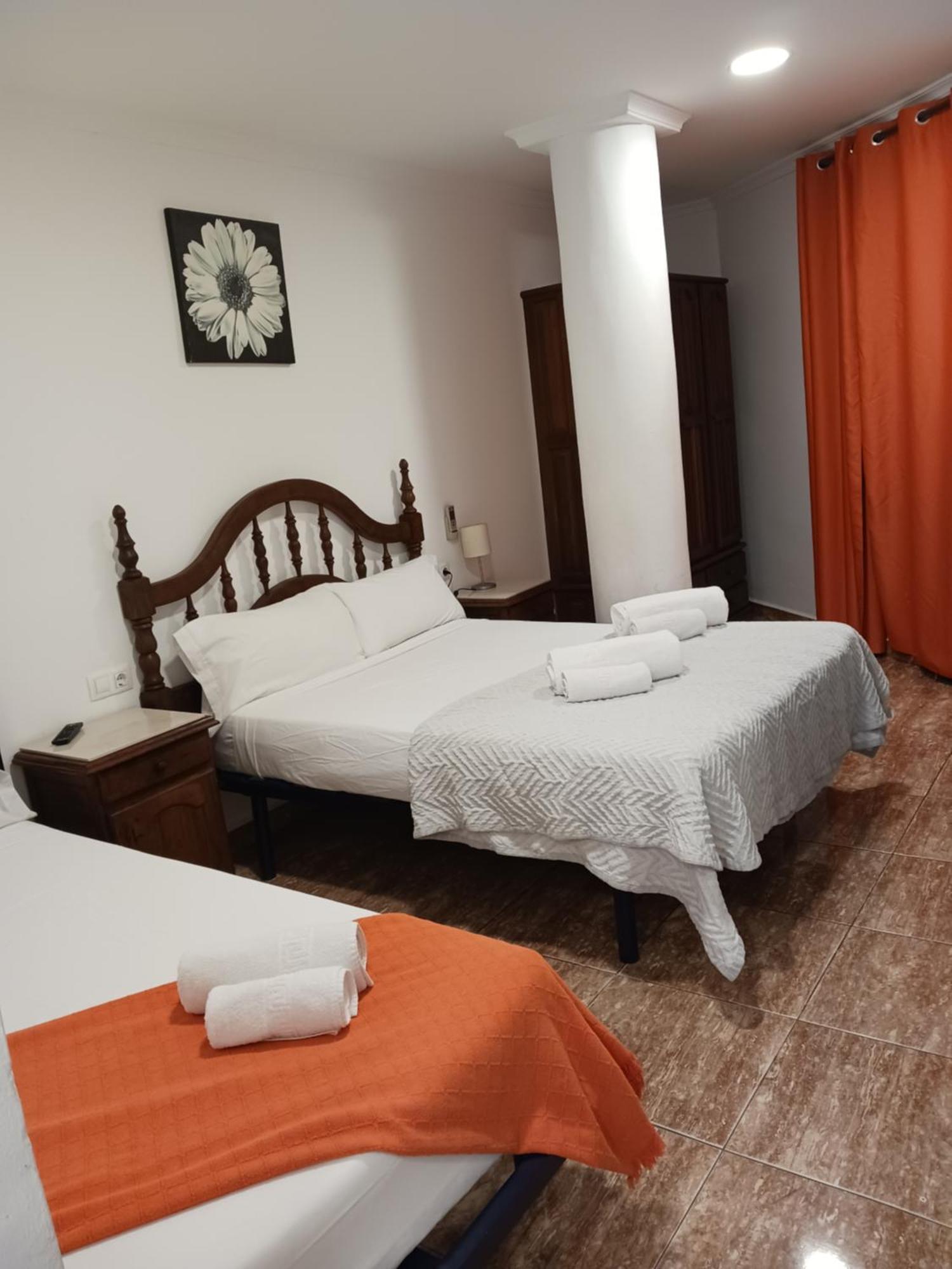 Hotel Manantiales Torremolinos Luaran gambar