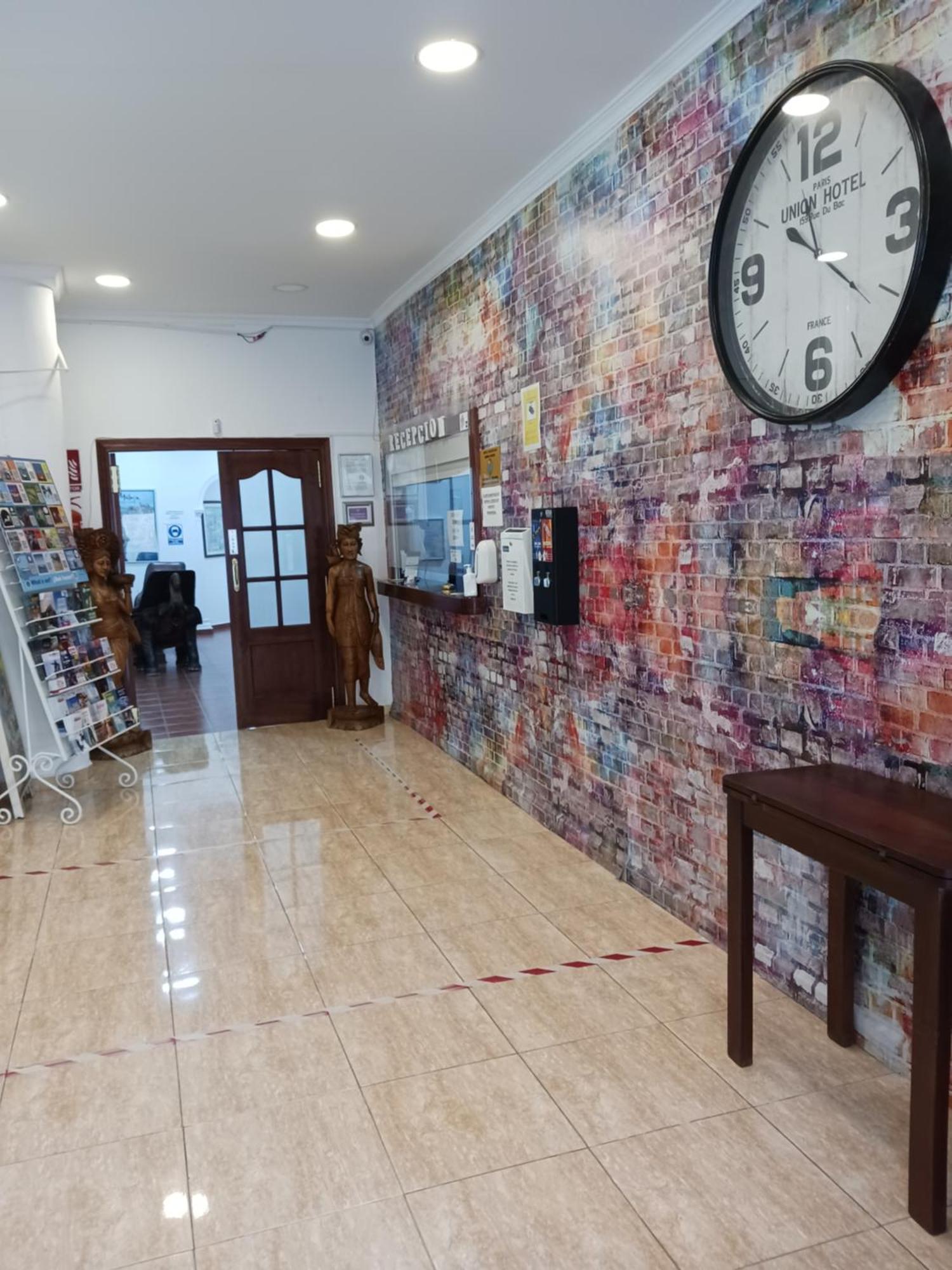 Hotel Manantiales Torremolinos Luaran gambar